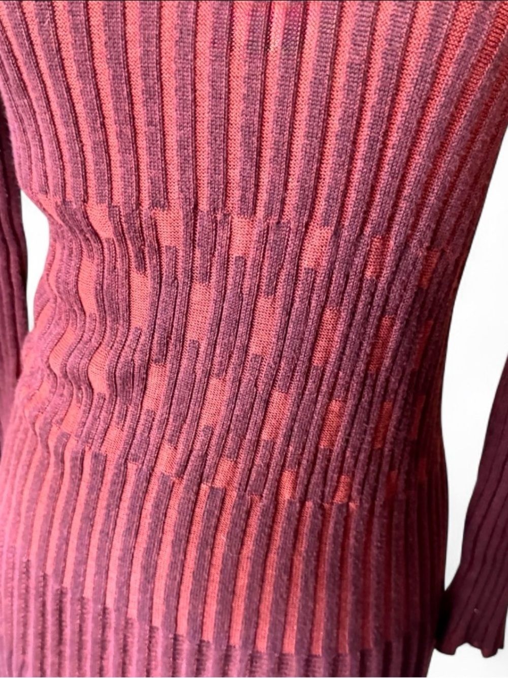 Max Studio Ribbed Long-Sleeve Knit Dress in Burgundy textured design cotton bl - Picture 7 of 8